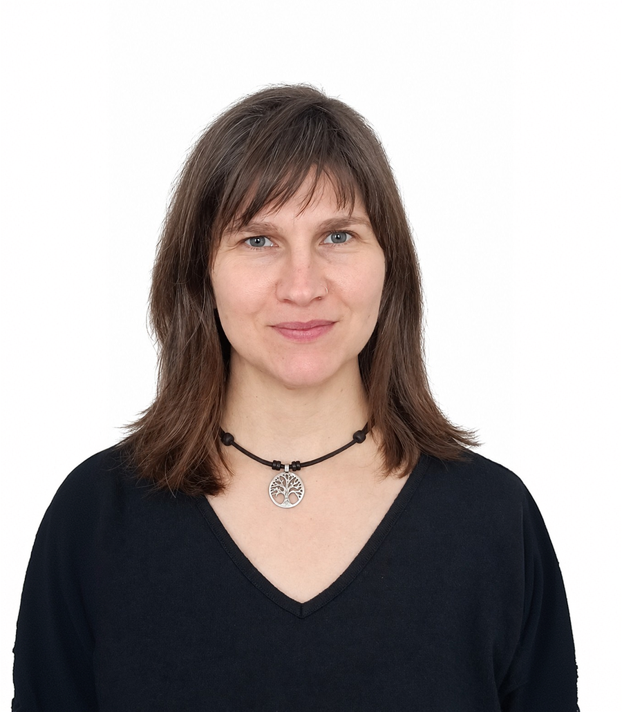 Ester Girao